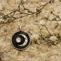 pendentif lune
